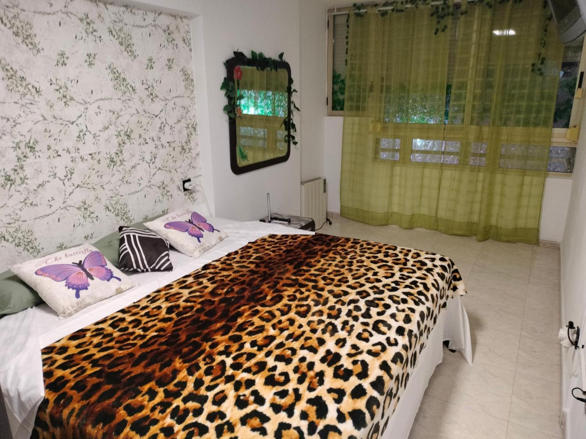apartamento moderno Benidorm Bagian luar foto
